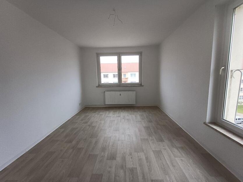 Die perfekt Wohnung für Sie und Ihre kleine Familie - 3. OG links zimmer