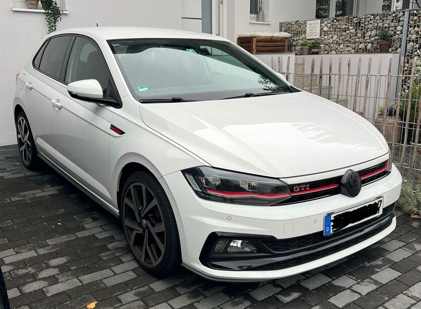 VW Polo 128.000 km 14.400 € Neuötting 84524
