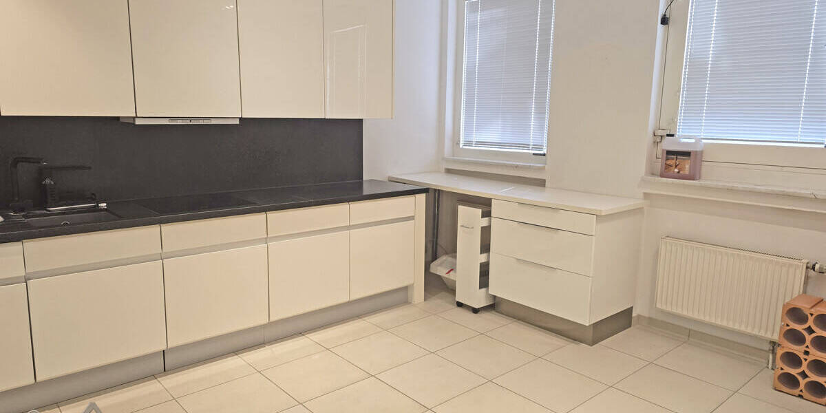 Gewerbeobjekt Olching - 5 Zimmer, 170 m&sup2;, 395.000&euro; | Angebot:26275145