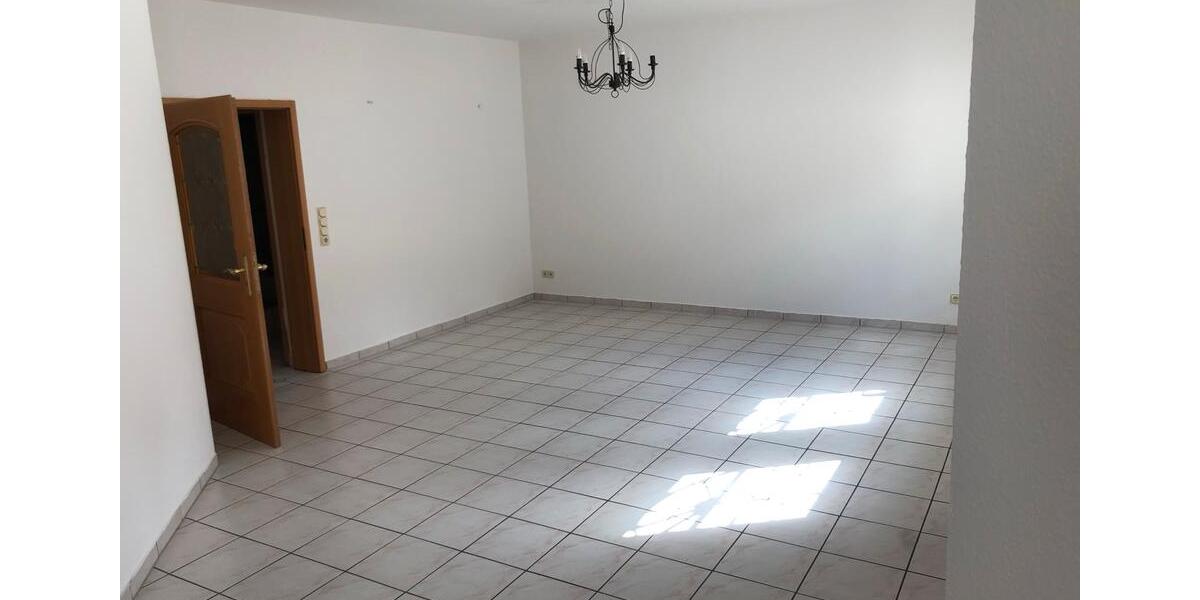 Etagenwohnung Kirkel - 2.5 Zimmer, 75 m&sup2;, 590&euro; | Angebot:25361031