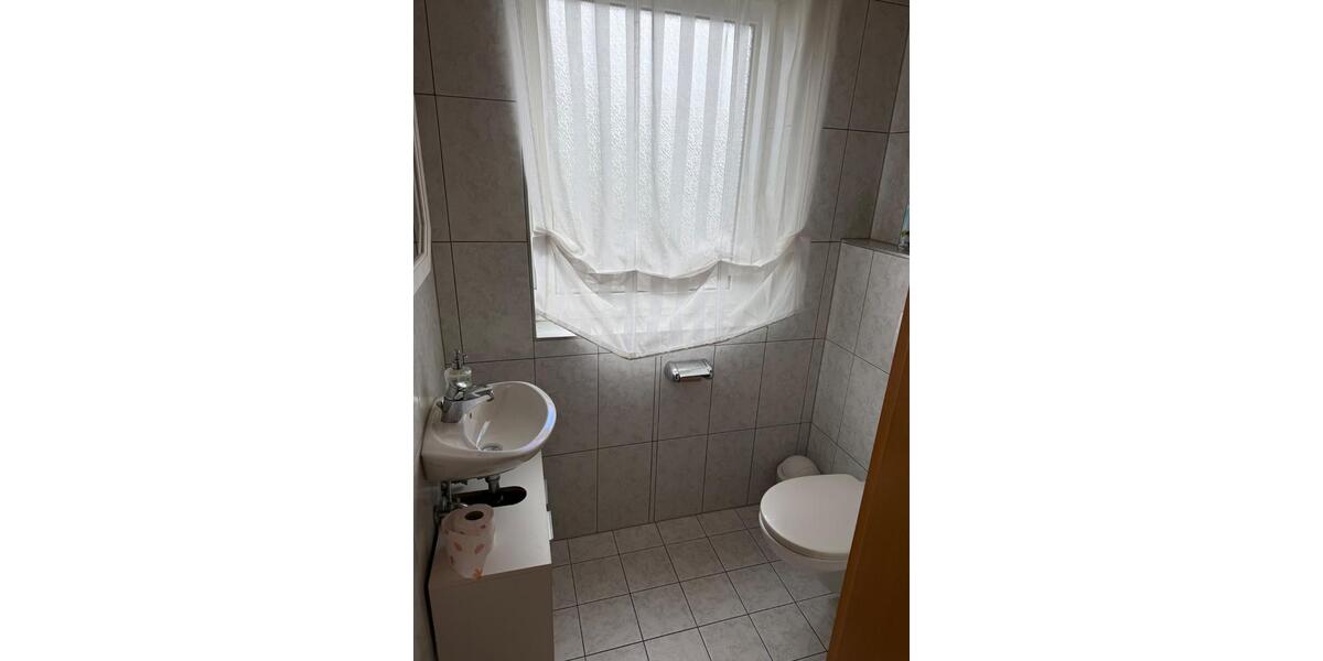 Einfamilienhaus Bad Dürrheim - 5 Zimmer, 210 m&sup2;, 1.800&euro; | Angebot:25403158