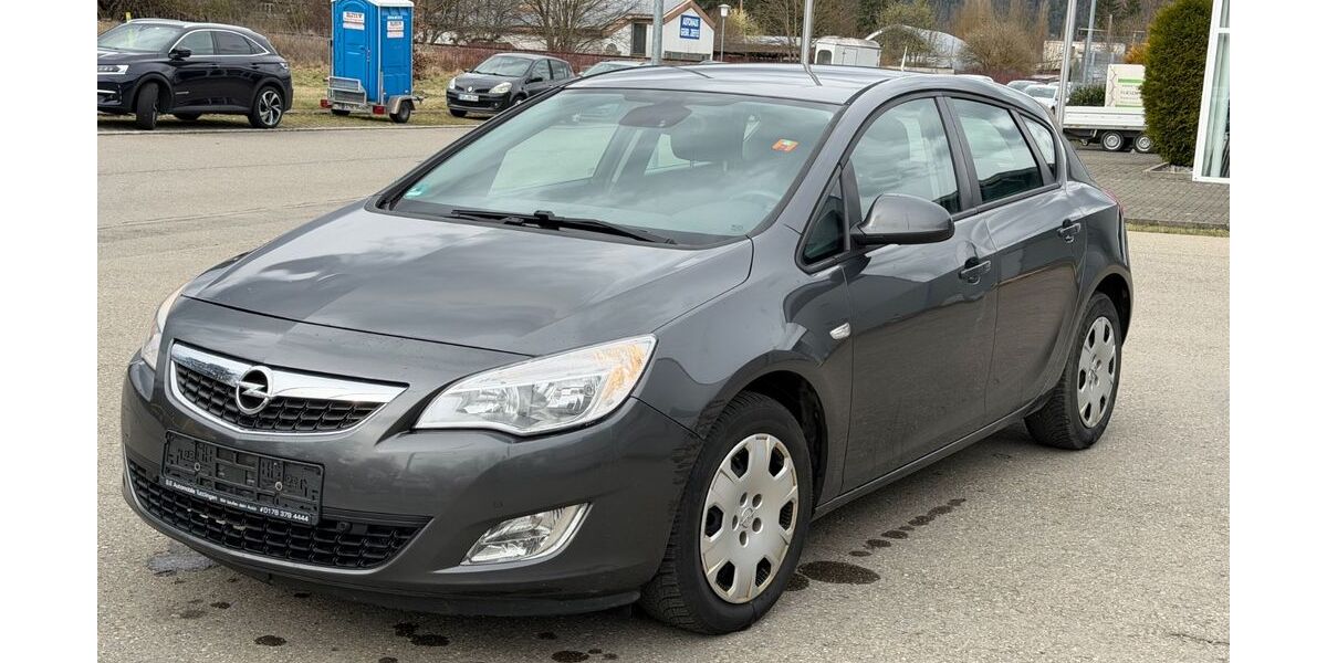Opel Astra 179.000 km 2.250 &euro; Tuttlingen 78532