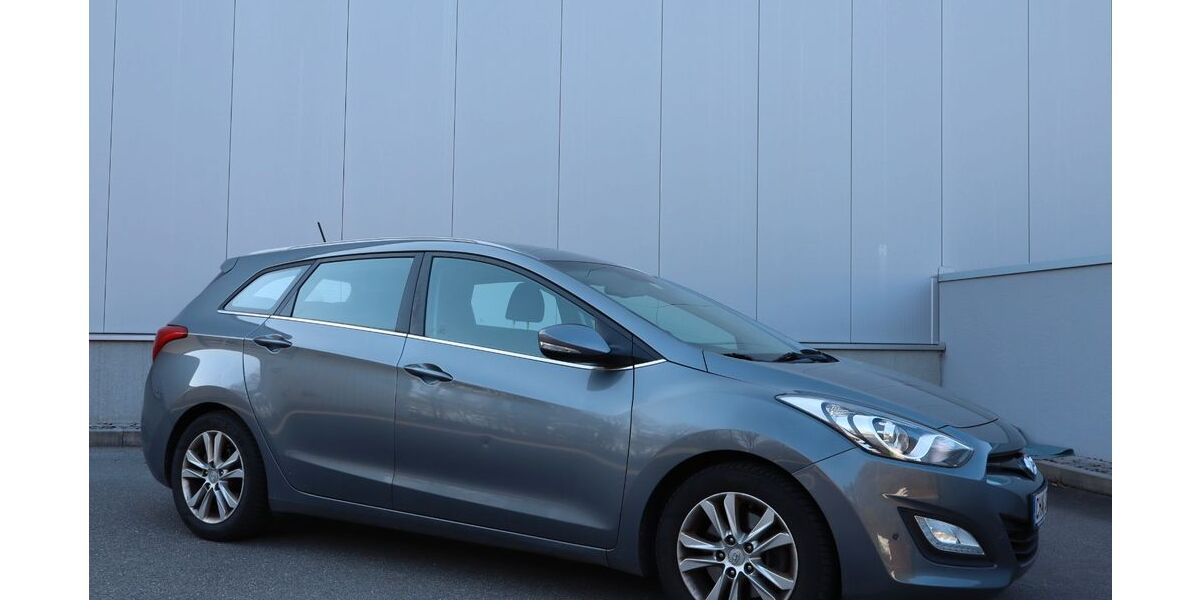 Hyundai i30 187.000 km 6.495 &euro; Roding / Mitterkreith 93426
