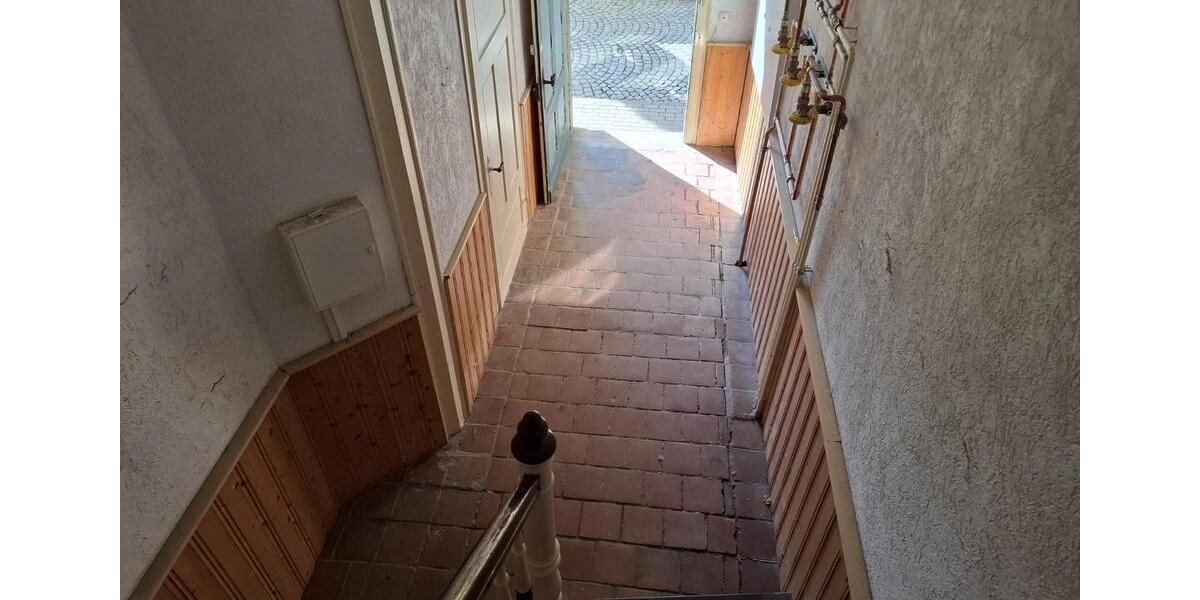Reihenhaus Bad Langensalza - 14 Zimmer, 180 m&sup2;, 75.000&euro; | Angebot:26998450