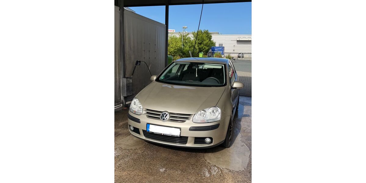 VW Golf 113.000 km 4.900 &euro; Usingen 61250