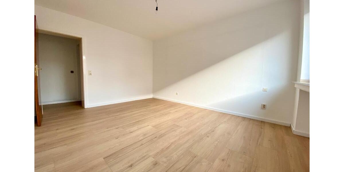 Etagenwohnung Düsseldorf Stadtbezirk 3 - 3 Zimmer, 88 m&sup2;, 395.000&euro; | Angebot:26058819