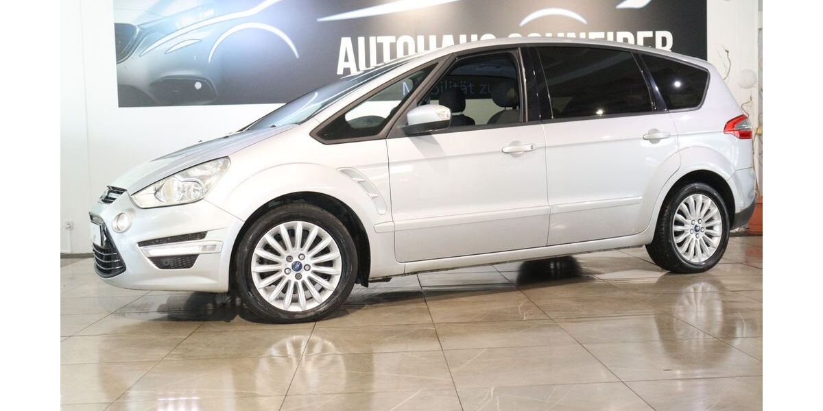 Ford S-Max 156.123 km 9.900 &euro; Ratingen 40880