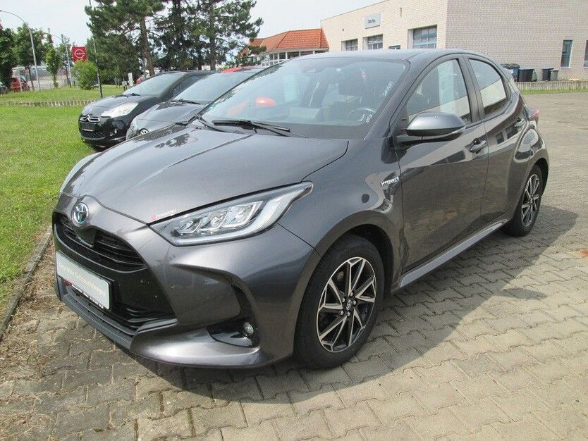Yaris