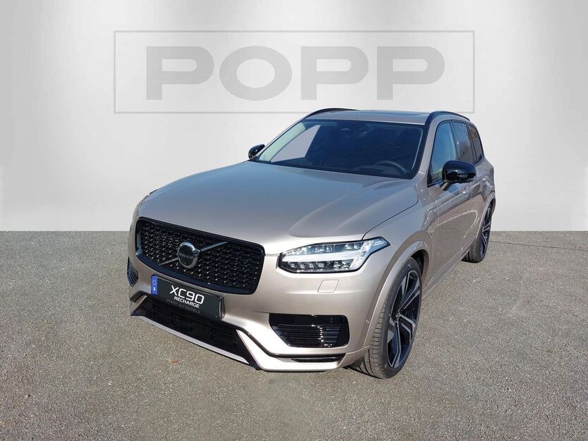 Volvo XC90 30.000 km 68.490 € Leipzig 04129