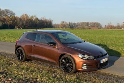 VW Scirocco 194.000 km 15.450 &euro; Heek 48619
