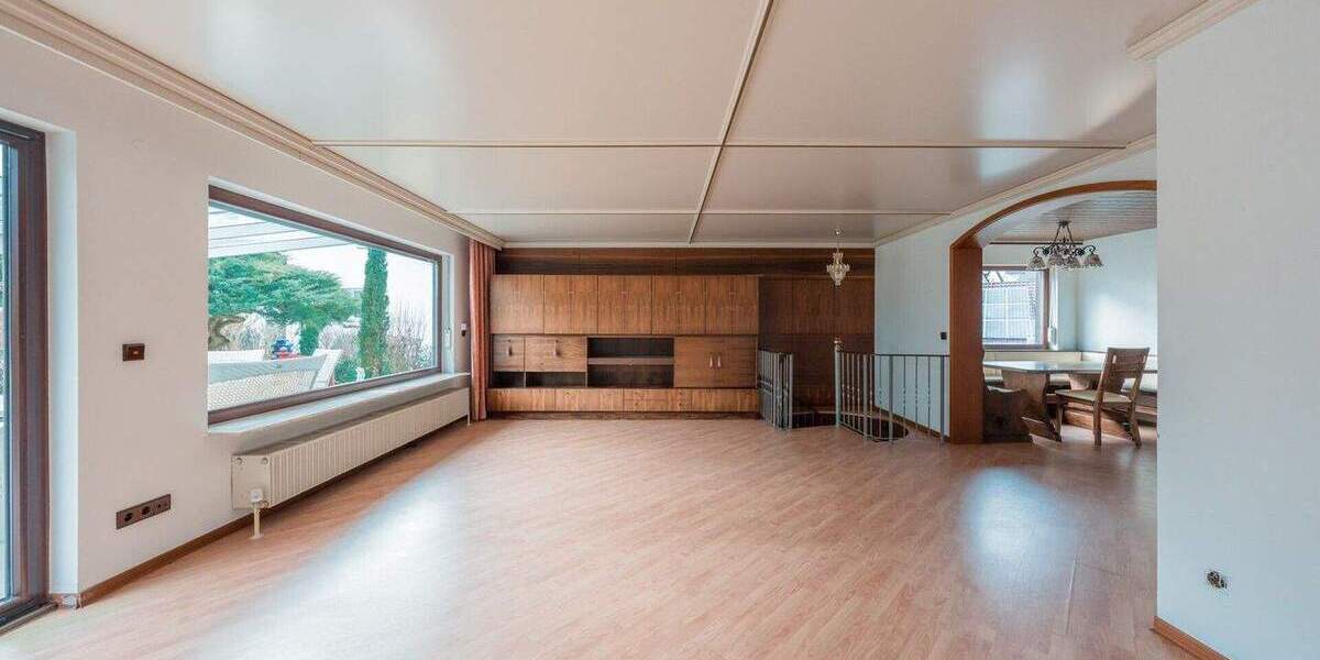 Einfamilienhaus Leutenbach-Weiler zum Stein Weiler zum Stein - 7 Zimmer, 181 m&sup2;, 695.000&euro; | Angebot:25744961