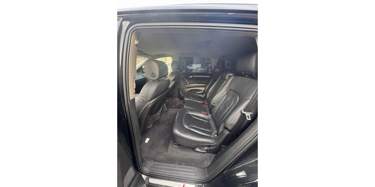 Audi Q7 317.300 km 4.800 &euro; Mülheim an der Ruhr 45468