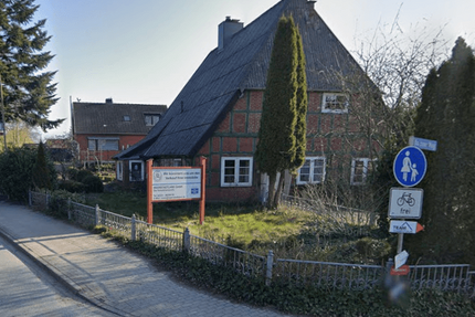 Haus Flintbek - 10 Zimmer, 339 m&sup2;, 245.000&euro; | Angebot:27034235
