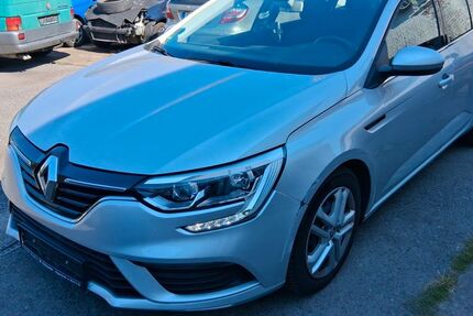 Renault Megane 219.500 km 4.450 &euro; Düsseldorf 40549