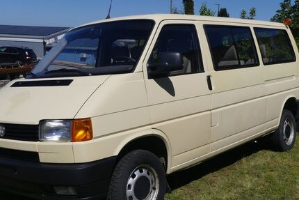 VW T4 Caravelle 97.519 km 17.900 &euro; Neuenbürg 75305