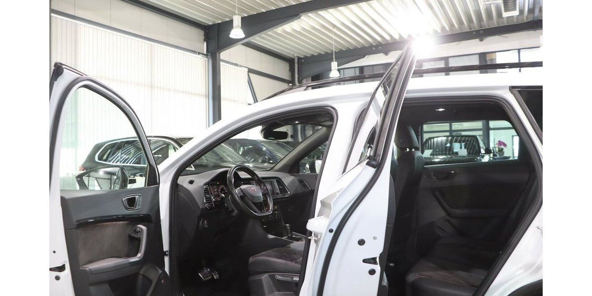Cupra Ateca 2.0 TSI DSG 4Drive WHITE / PANORAMA / AHK 134.000 km 21.991 € Hamm 59077