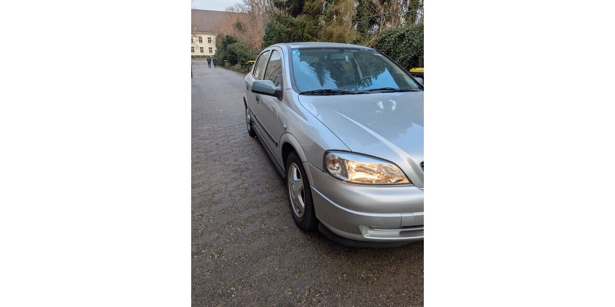 Opel Astra 80.500 km 2.100 &euro; Espelkamp 32339