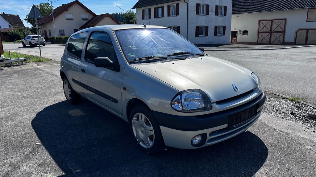 Renault Clio 162.838 km 1.000 &euro; Ostrach 88356