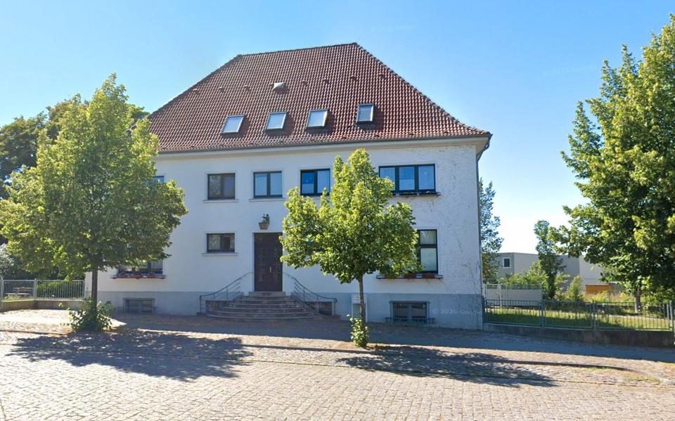 Etagenwohnung Demmin - 2 Zimmer, 92 m&sup2;, 690&euro; | Angebot:26163833