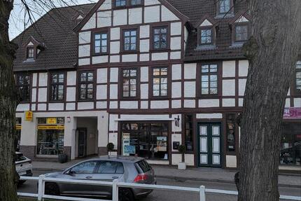 2-Zimmer-Wohnung mit Einbauküche in Bad
