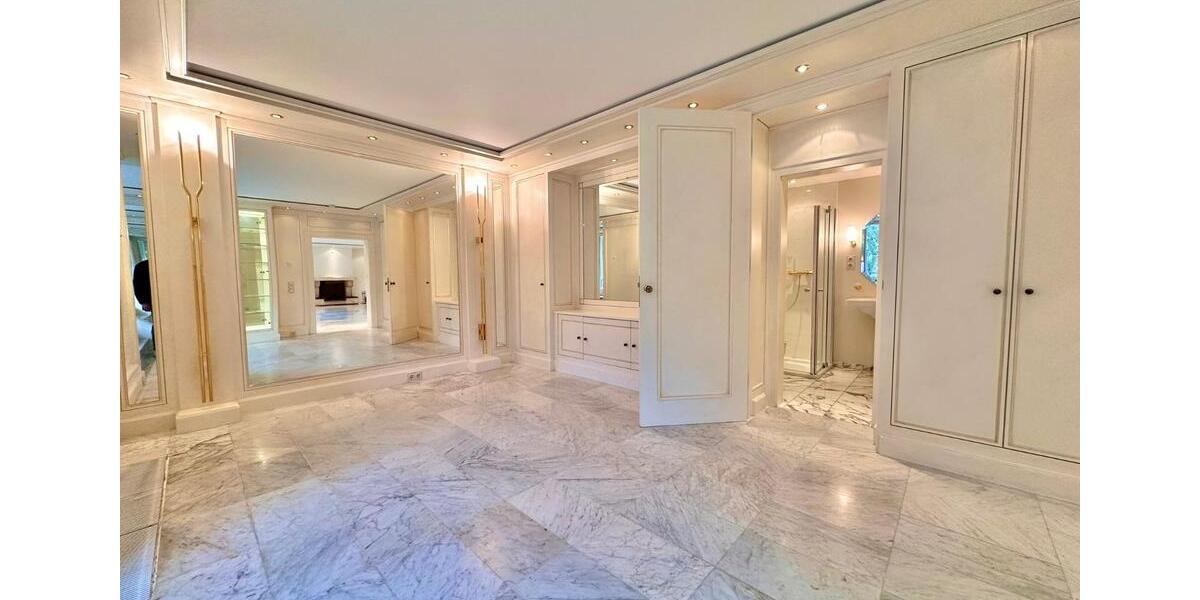 Etagenwohnung Wuppertal Gemarkung Barmen - 5 Zimmer, 230 m&sup2;, 2.500&euro; | Angebot:24302247