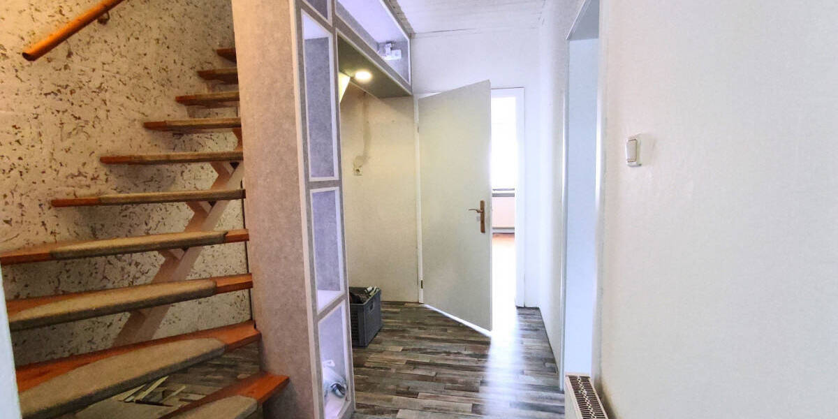 Einfamilienhaus mit Wintergarten, Carport und hübschen Grundstück in Greppin 4 zimmer