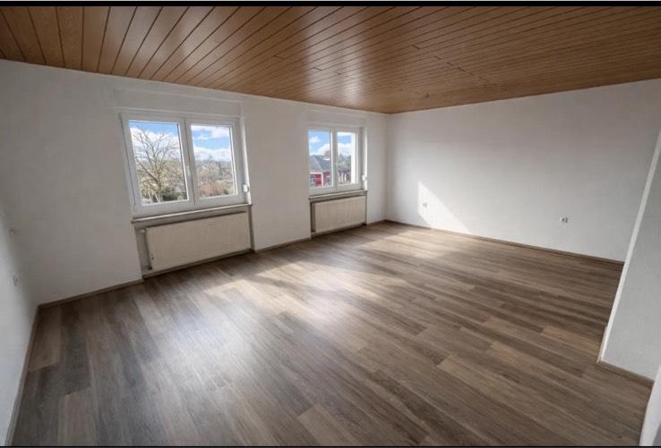 Mehrfamilienhaus, Wohnhaus Ensdorf - 8 Zimmer, 240 m&sup2;, 350.000&euro; | Angebot:26412760