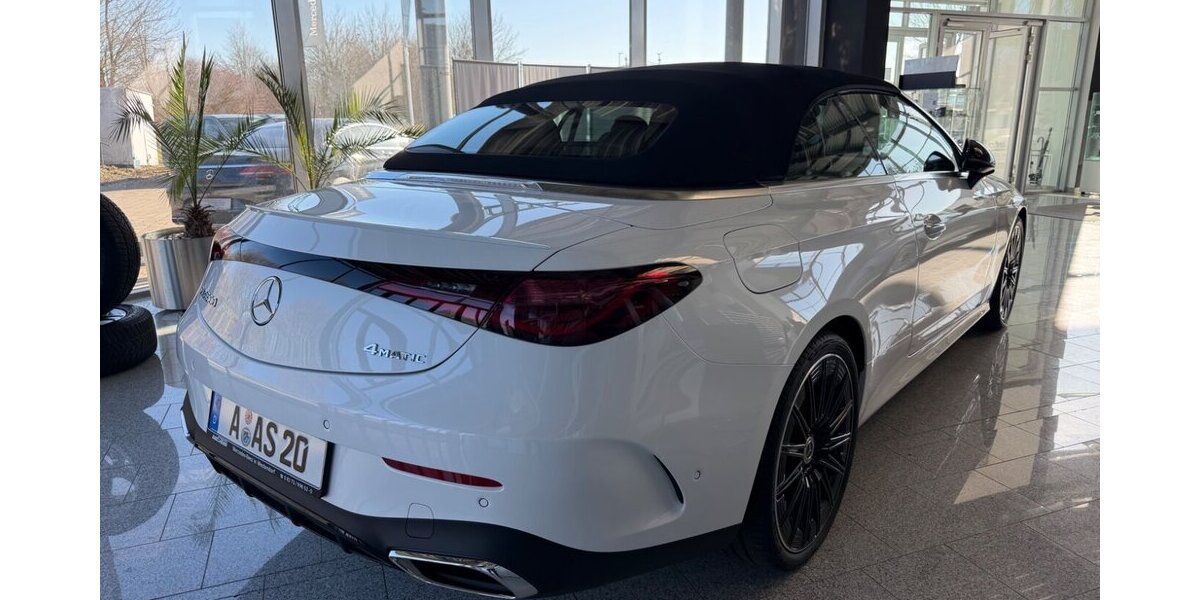 Mercedes-Benz CLE 300 4Matic Cabrio AMG+Burmester+Night+360° Edi 4.000 km 69.900 &euro; Westendorf 86707