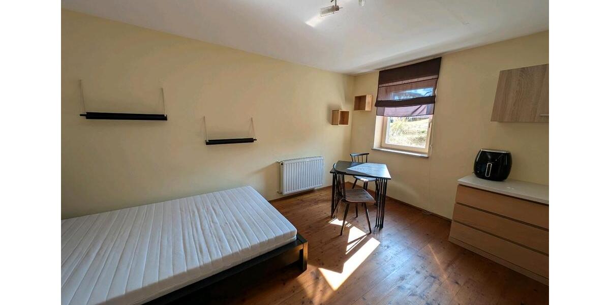 Etagenwohnung Regenstauf - 1 Zimmer, 27 m&sup2;, 380&euro; | Angebot:25968156