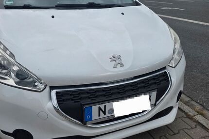 Peugeot 208 128.203 km 6.750 &euro; Nürnberg 90443