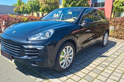 Porsche Cayenne 92.000 km 32.300 &euro; Nürnberg 90408