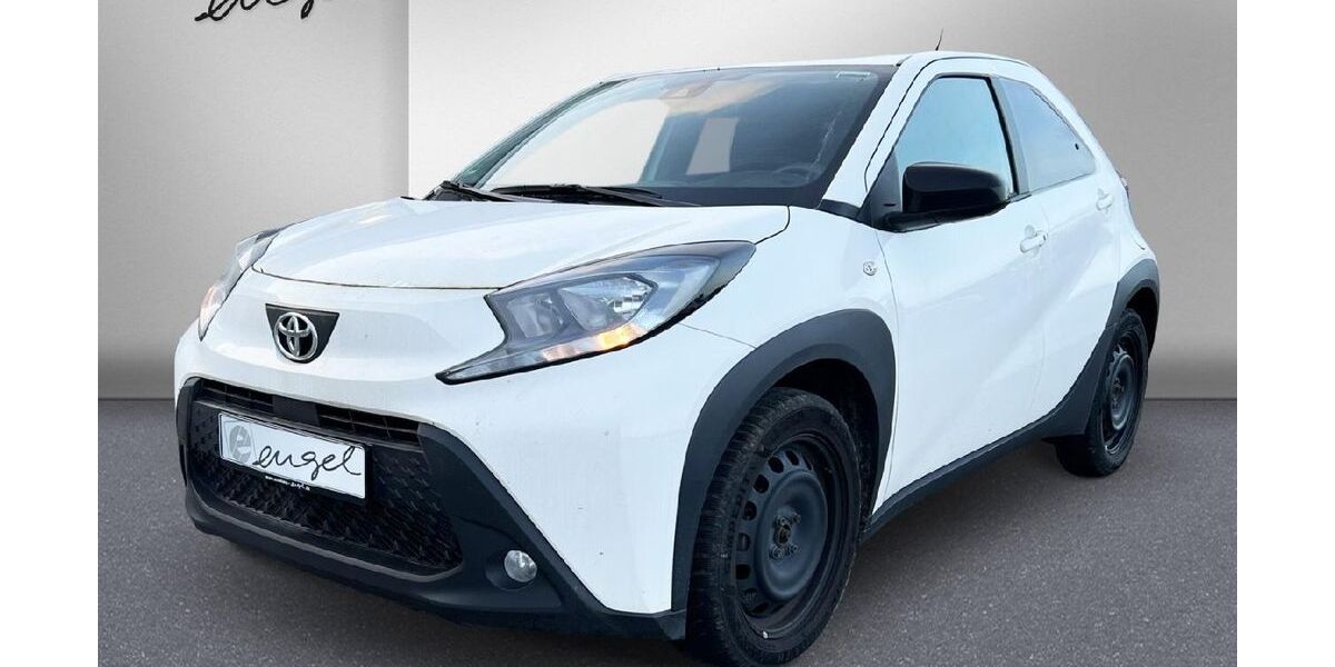Toyota Aygo (X) 17.250 km 15.979 &euro; Wunsiedel 95632