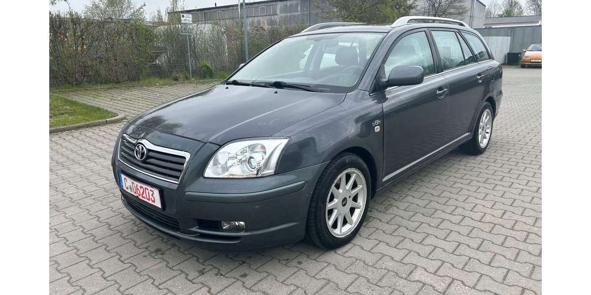 Toyota Avensis 282.000 km 2.290 &euro; Chemnitz 09114
