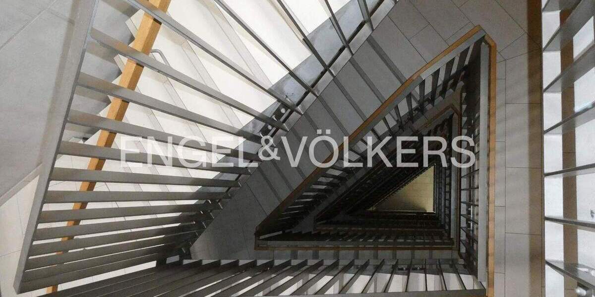 Etagenwohnung Tübingen Innenstadt - 4 Zimmer, 106 m&sup2;, 745.000&euro; | Angebot:25775017