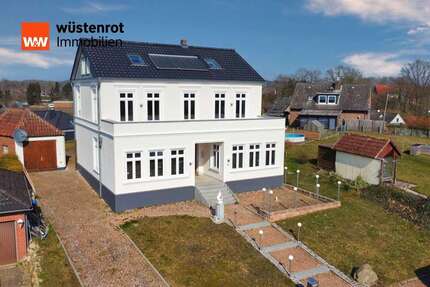 Haus zum Kaufen in Süsel 989.000 € 369 m² 13 zimmer