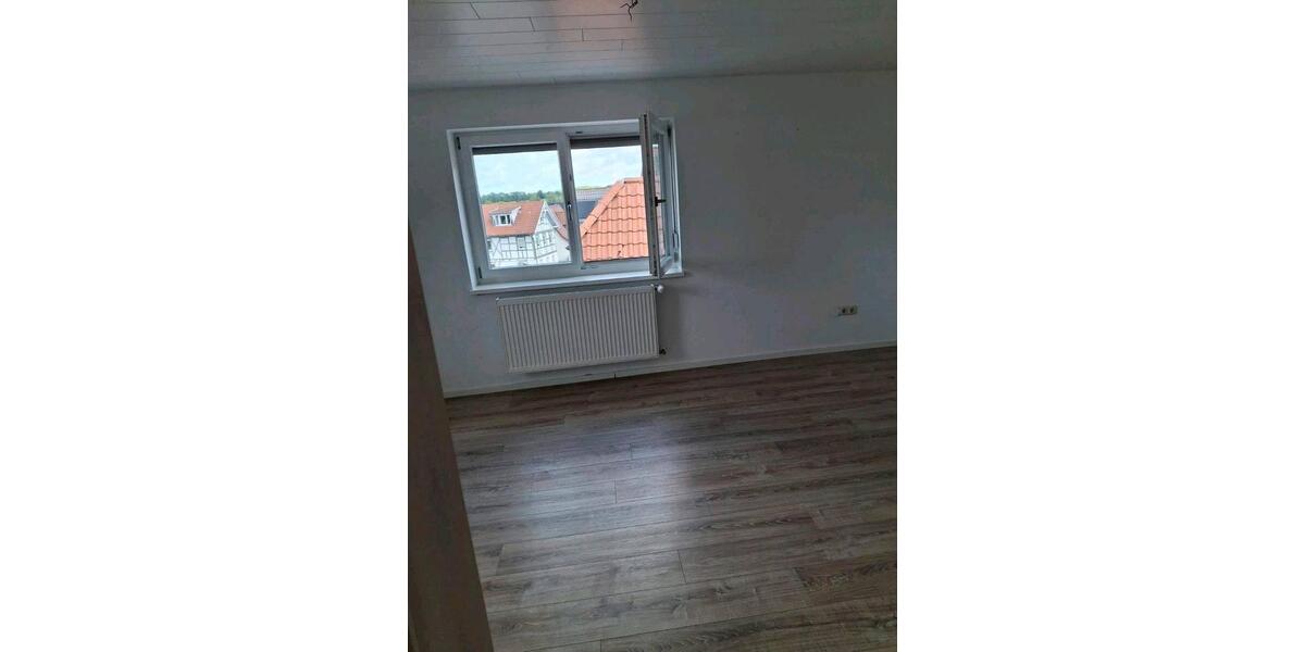 Einfamilienhaus Sulzfeld - 5 Zimmer, 116 m&sup2;, 159.000&euro; | Angebot:26985088
