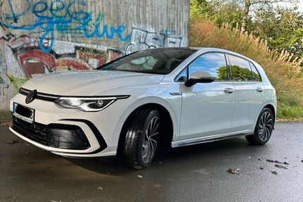 VW Golf 35.000 km 31.999 &euro; Korbach 34497