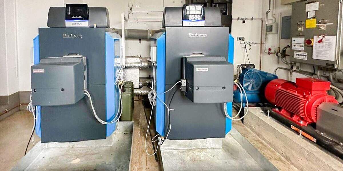 Lagerhalle mit LKW-Werkstatt und Bürogebäude zimmer