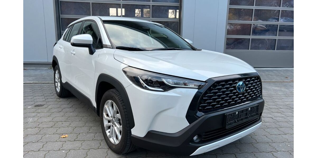 Toyota Corolla Cross 37.100 km 28.290 &euro; Kiel 24109