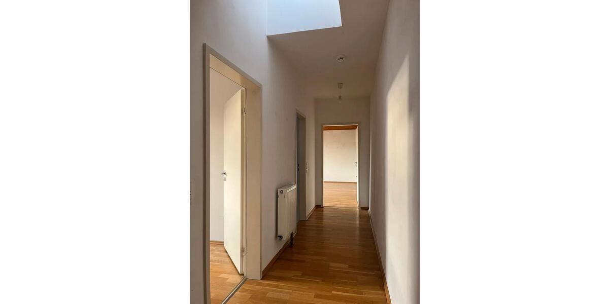 Dachgeschoßwohnung Köln Innenstadt - 2 Zimmer, 60 m&sup2;, 1.200&euro; | Angebot:26294645