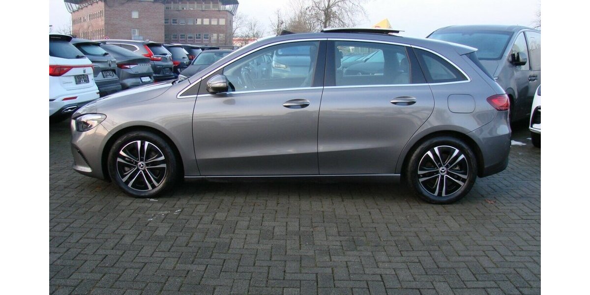 Mercedes-Benz B 220 4Matic Advanced Panorama AHK LED 18.873 km 32.980 &euro; Falkensee 14612