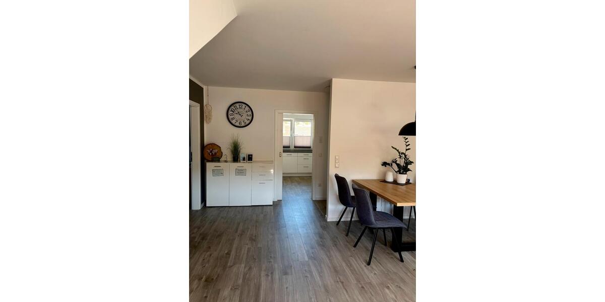 Dachgeschoßwohnung Großheubach - 3 Zimmer, 80 m&sup2;, 800&euro; | Angebot:26407145