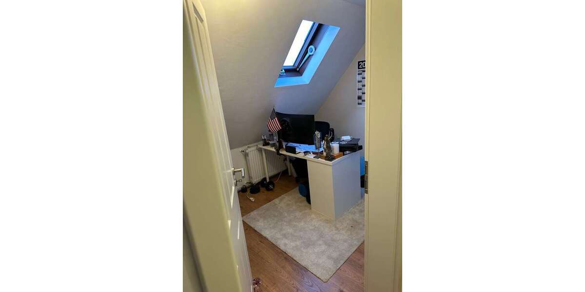 3-Zimmer-Wohnung mit Einbauküche und Balkon - 3- Stuttgart Zuffenhausen | Angebot:26847412