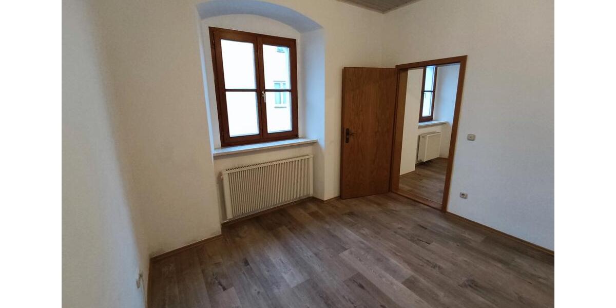 Etagenwohnung Schmidmühlen - 2 Zimmer, 55 m&sup2;, 350&euro; | Angebot:26399548