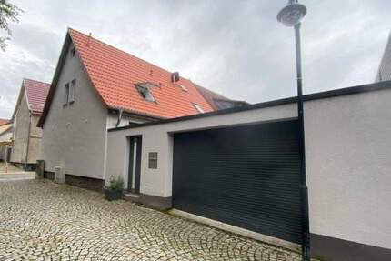 Haus Kölleda - 3 Zimmer, 110 m&sup2;, 1.000&euro; | Angebot:25275580