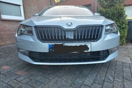 Skoda Superb 179.654 km 12.000 &euro; Wallenhorst 49134