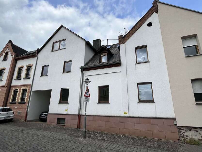 Haus zum Kaufen in Koblenz 513.000 € 205.47 m²