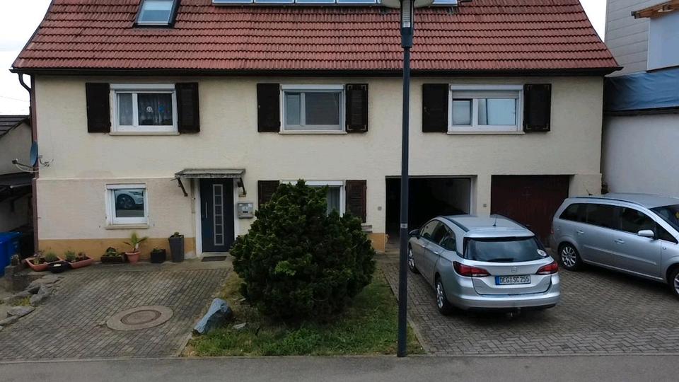 Einfamilienhaus Balingen - 10 Zimmer, 250 m&sup2;, 320.000&euro; | Angebot:26818472