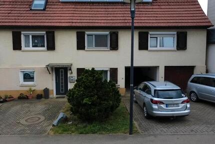 Haus Balingen - 10 Zimmer, 250 m&sup2;, 320.000&euro; | Angebot:26818472