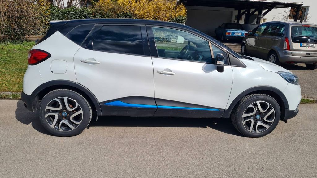 Renault Captur 100.400 km 9.600 &euro; München 80935
